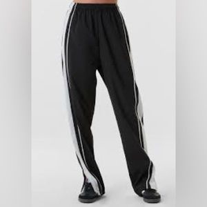 NWT Noli Halftime Track Pant - Black